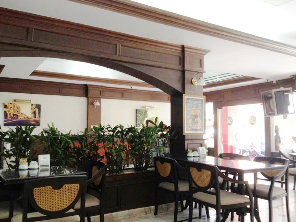 Rattana Mansion Hotel Phuket Ngoại thất bức ảnh